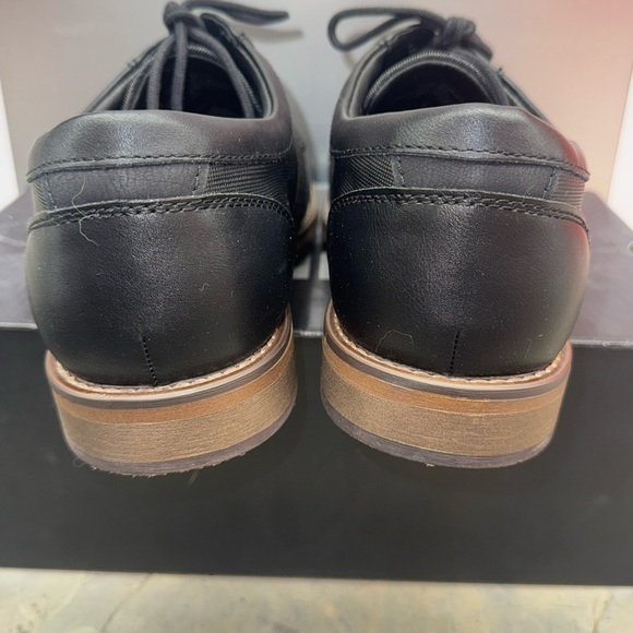 Classic Black Men's Oxford Shoes - Picture 3 of 7